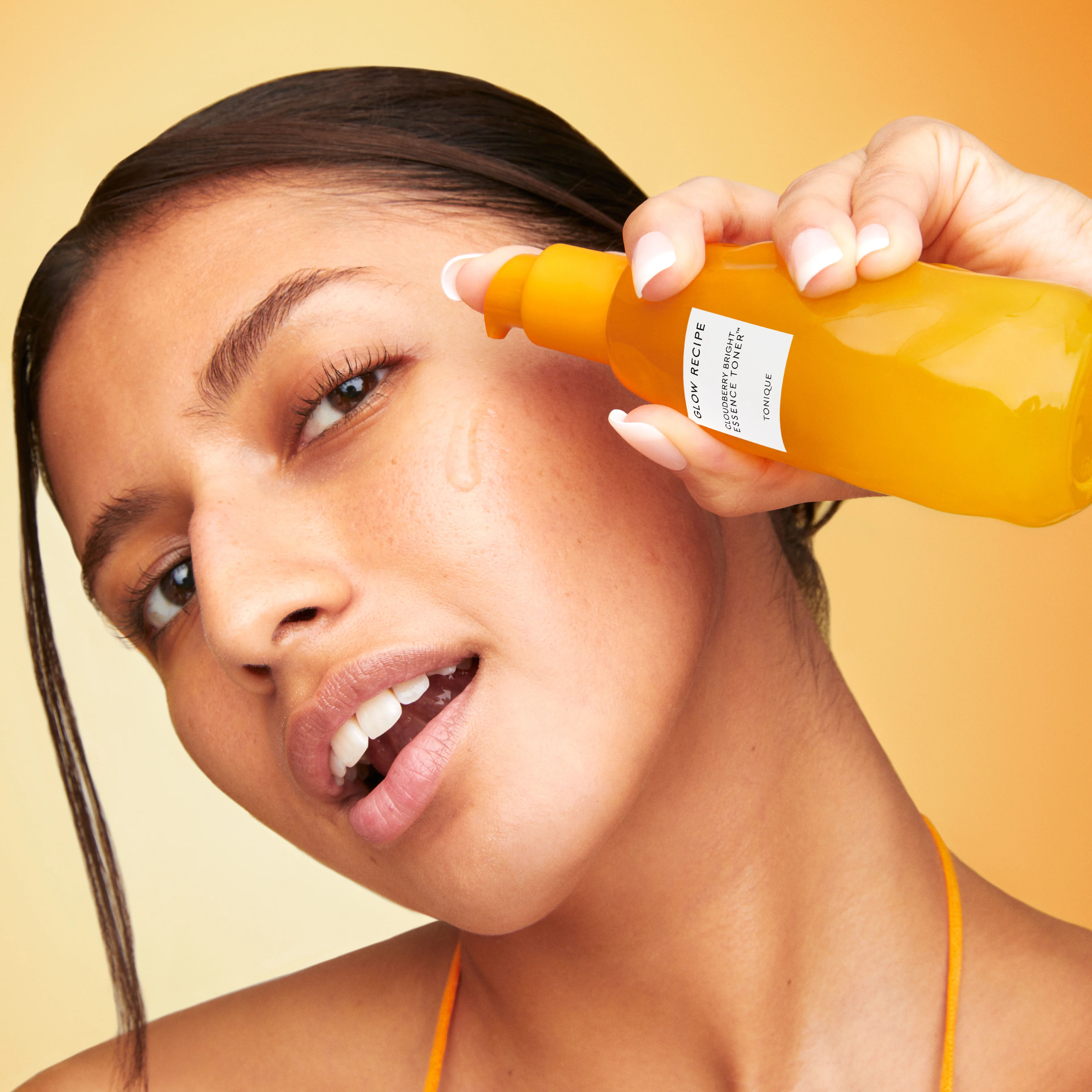 Cloudberry Bright Essence Toner - Image 8
